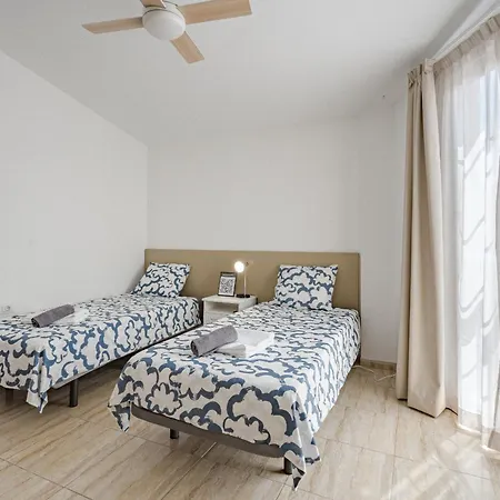 Πανσιόν Tulum Airostel San Isidro (Tenerife)